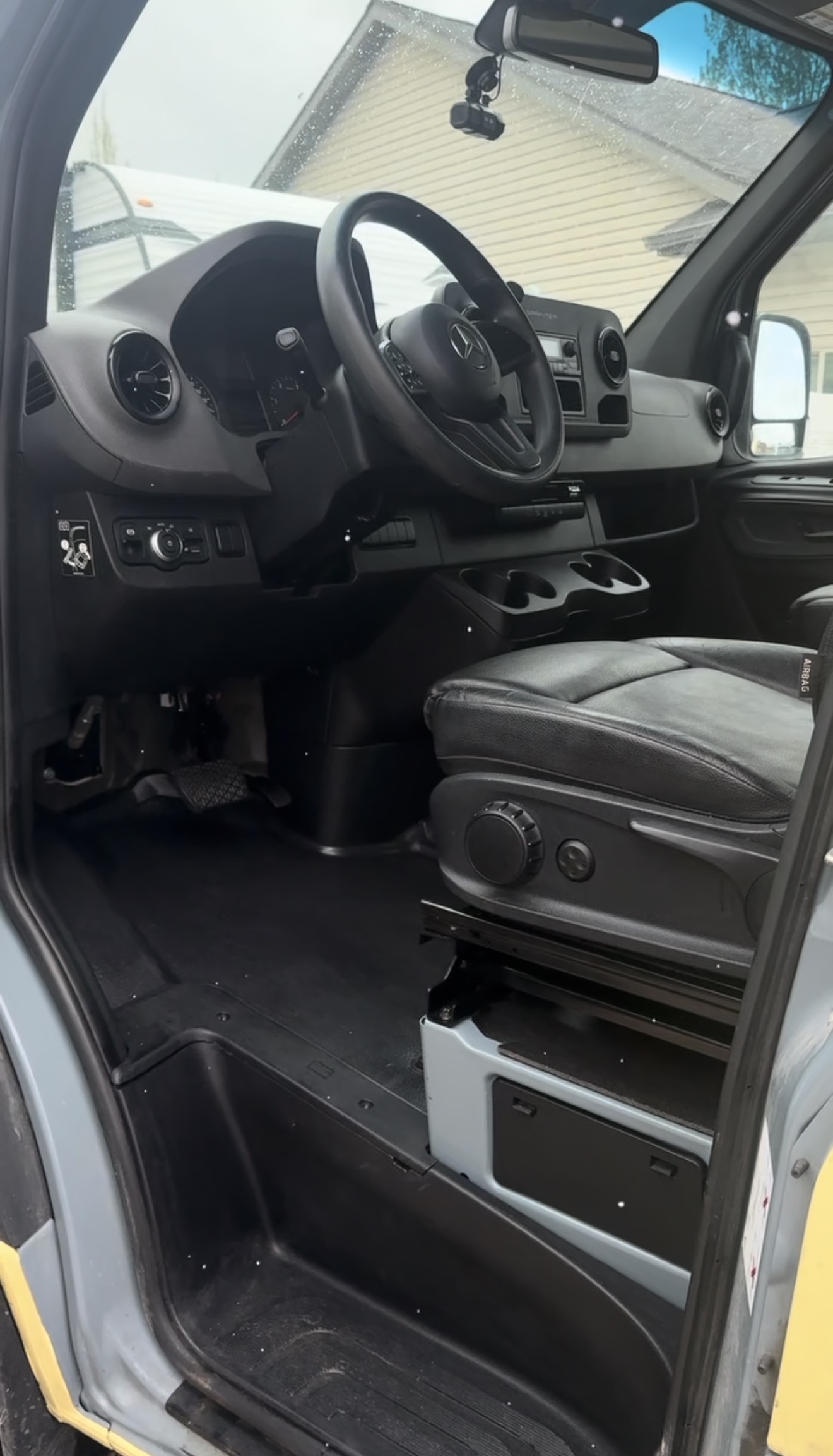 Sprinter van cab and dashboard fully cleaned after a PRO DTLR interior detail